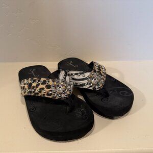 Shyanne Leopard Zebra Print Sandals Size 8